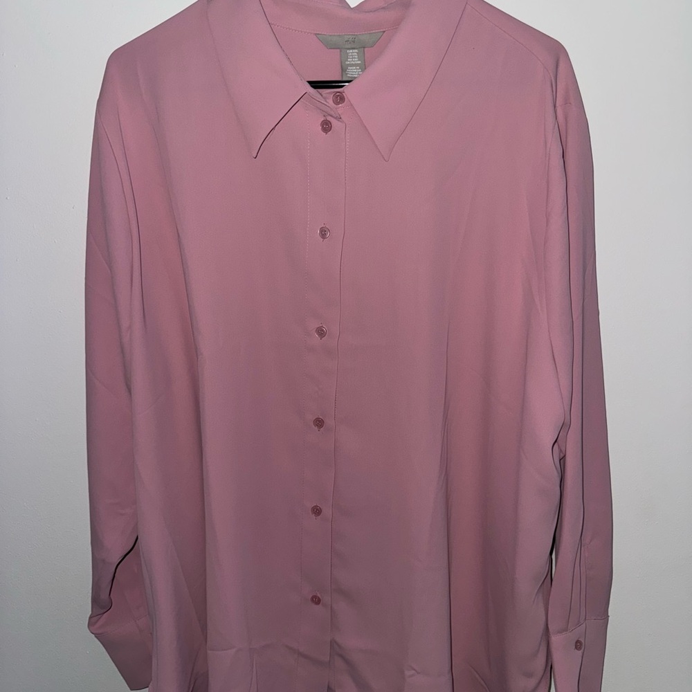 H&M Women's Pink Button Down Shirt